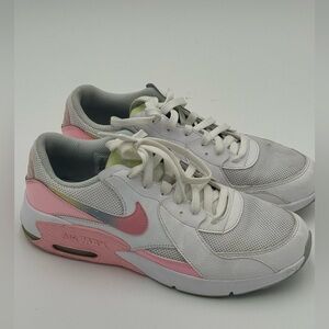 Nike Air Max Excee Athletic Sneakers White Arctic  Punch